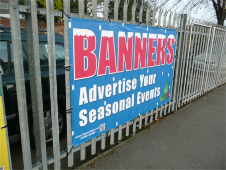 Sponsoring a local event this Christmas? Here's how to design an effective banner